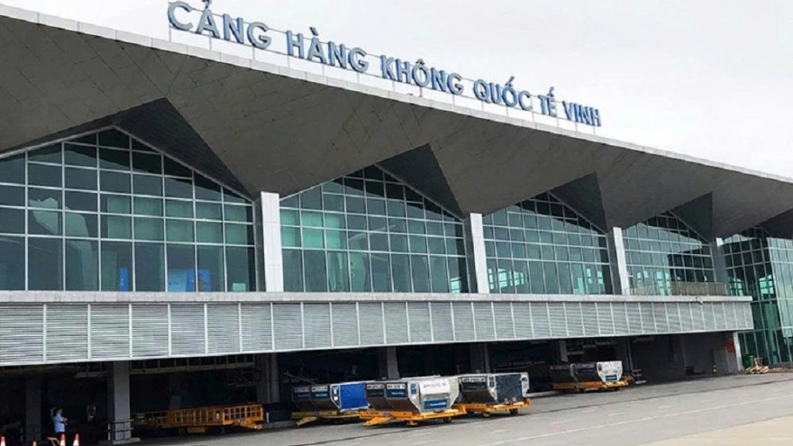 Vinh airport to close for six months for runway upgrade